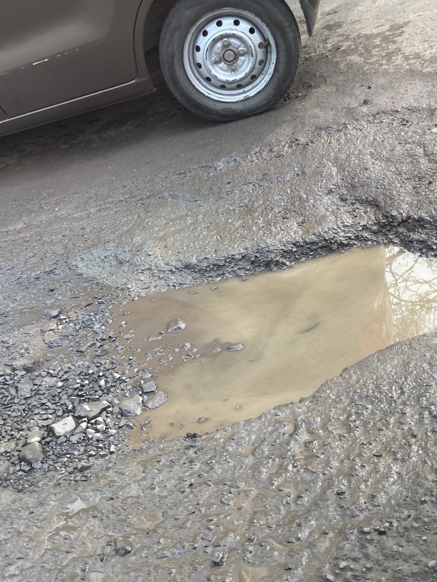 KamathUrich's tweet photo. Attn:- @smart_kdmc is this what taxpayers get in your vicinity almost 8” craters on the pipeline road ridiculous and coz of this a huge traffic jam pls fill the same urgently . @MNCDFbombay #MNCDFflyingSquad @mumbaimatterz @KDombivalikar @DombivliNews https://t.co/yJPkWaRETS