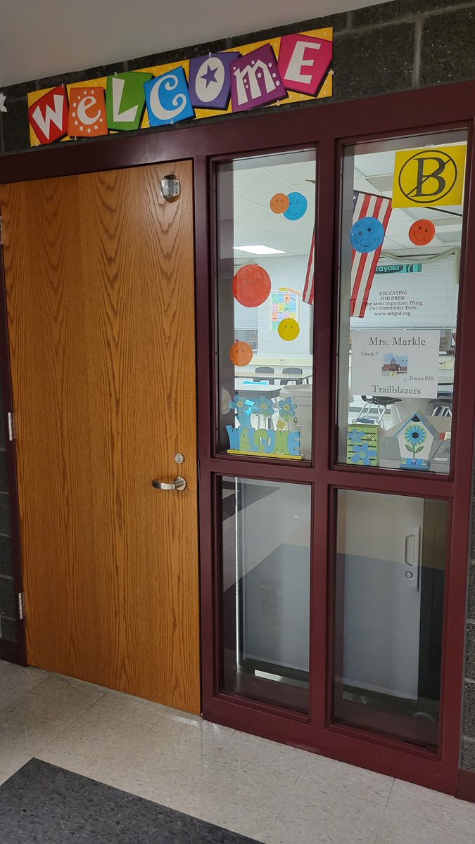 markleteacher's tweet photo. One door closes, and another opens. I have loved every minute of the past 17 years at MMS, and I'm so excited to start the next chapter at Big Spring High School as an instructional coach. #MASDproud #MMSproud https://t.co/bp2Q9O5JVU