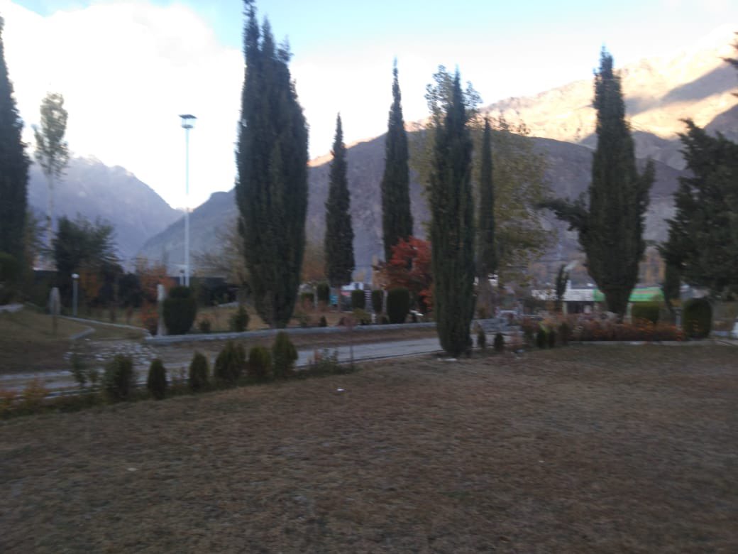 humaadnan's tweet photo. Breathing new life into traditional craft all the way from the mountains of Ghizer valley near Gilgit. The passion of this group of women is unmatched. Excited to train them via zoom to give them a new direction via their craft. #ghizer #gahkuch #inclusivecommunities #pakistan https://t.co/SVzN4UcETi
