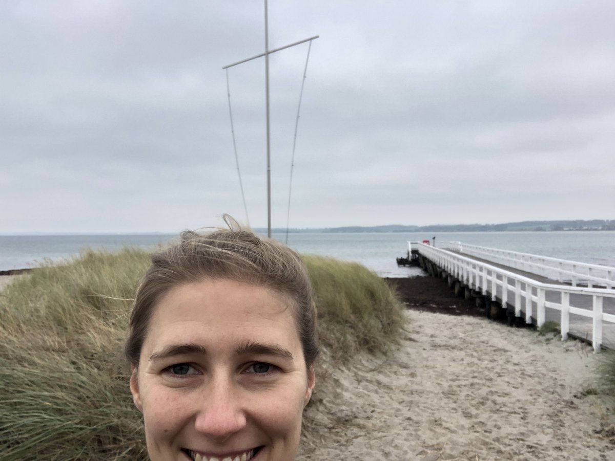 KathrinBreer's tweet photo. Der @martinlangeder wollte Ostseefotos sehen - voilà. Die 12 Min Pause im spannenden Workshop von @AlexaBorchardt über „Audiences“ reichten auch noch für zwei Songs von #Betterov & ☕️ - ich hatte in meinem Leben schon schlimmere Schultage… 💫 #JIP21 #ichnenneesarbeit https://t.co/KPwazQXZVF