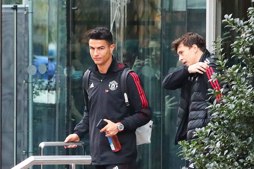 FDgY-zYXMAMweJJ?format=jpg&name=900x900