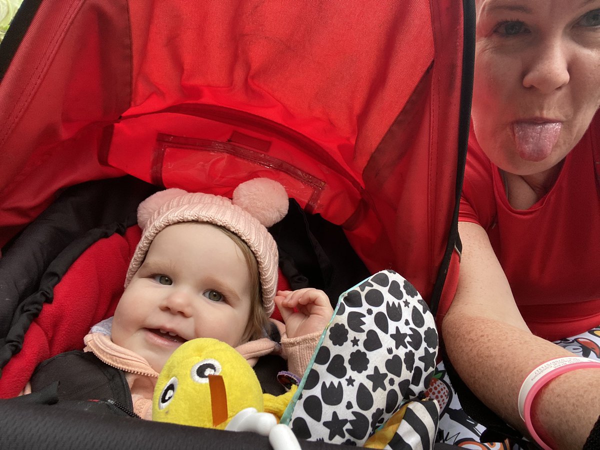 musingsofarunn1's tweet photo. Lovely morning @Bradfordparkrun had a gurn, Erin shouted ‘hiya’ at the geese, Erin had a final lap nap which enabled me to have some lovely chats once we’d finished. I also got a buggy PB 28:04! #buggyrunner #pb #lapnap @UKRunChat @parkrunUK @RachReally @TeachersRunClub https://t.co/xcKSXwYTHf