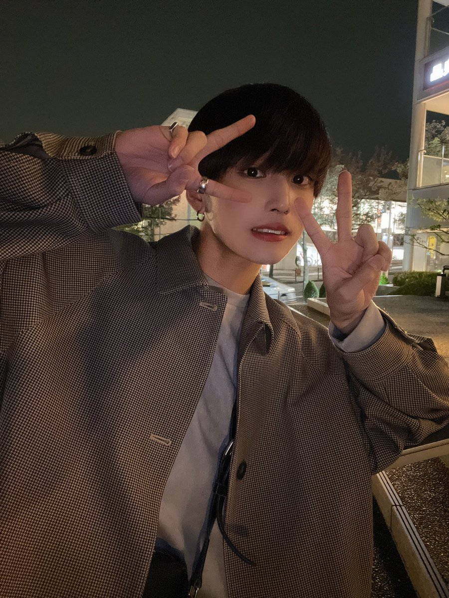 _Ren0116's tweet photo. 彼氏とイルミネーションデートなう的な？❄️ https://t.co/epSBuCTzps