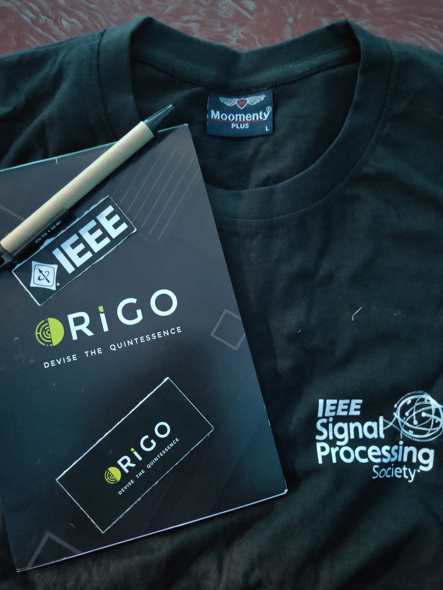 TakshakRamteke's tweet photo. Thank you @ieeesbasiet for the wonderful event loved it
And the cherry on the cake is these amazing swags โจ... Thankyou for these
#ieee #ieeesps https://t.co/mu525Mj61T