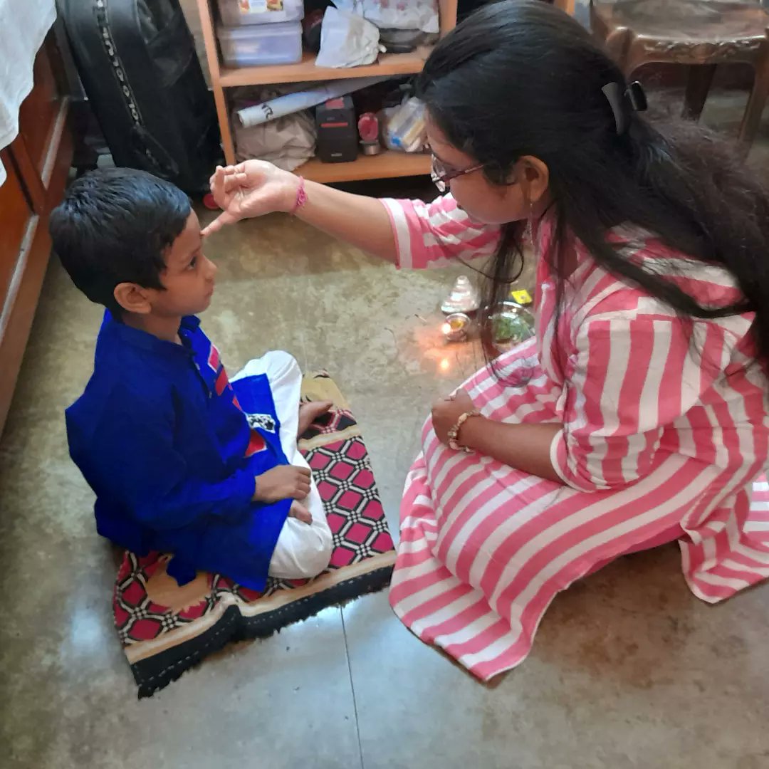 DebaratiSen3's tweet photo. Happy bhai dooj 😍 https://t.co/ntqpwvJdkD