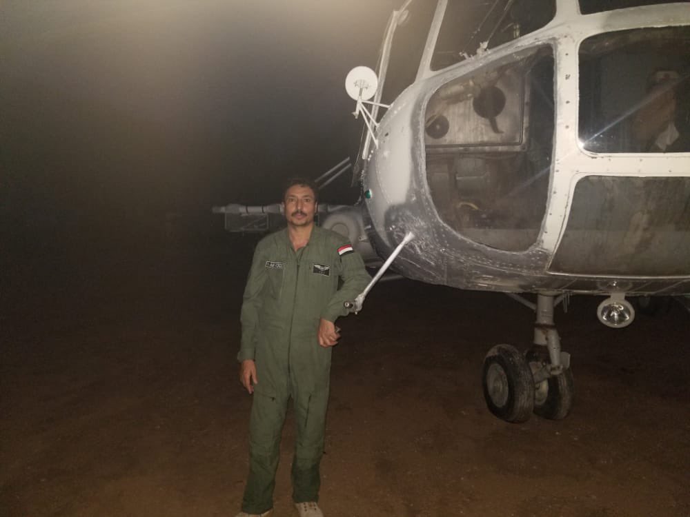 nasa909030's tweet photo. الطيارأحمد العفيف الذي ساهم بدور بطولي في انقاذ المنكوبين من كارثة السيول في حضرموت ترقد زوجته حالياً في أحد مستشفيات القاهرة في حالة غيبوبة ولم يعد قادراً على تسديد مصاريف العلاج

نداء انساني لمحبي الخير قفوا مع العقيد احمد فمثله لا يستحق الا ان نقف معه 
رقمه بمصر
00201011985636 https://t.co/Voxb8loGWR