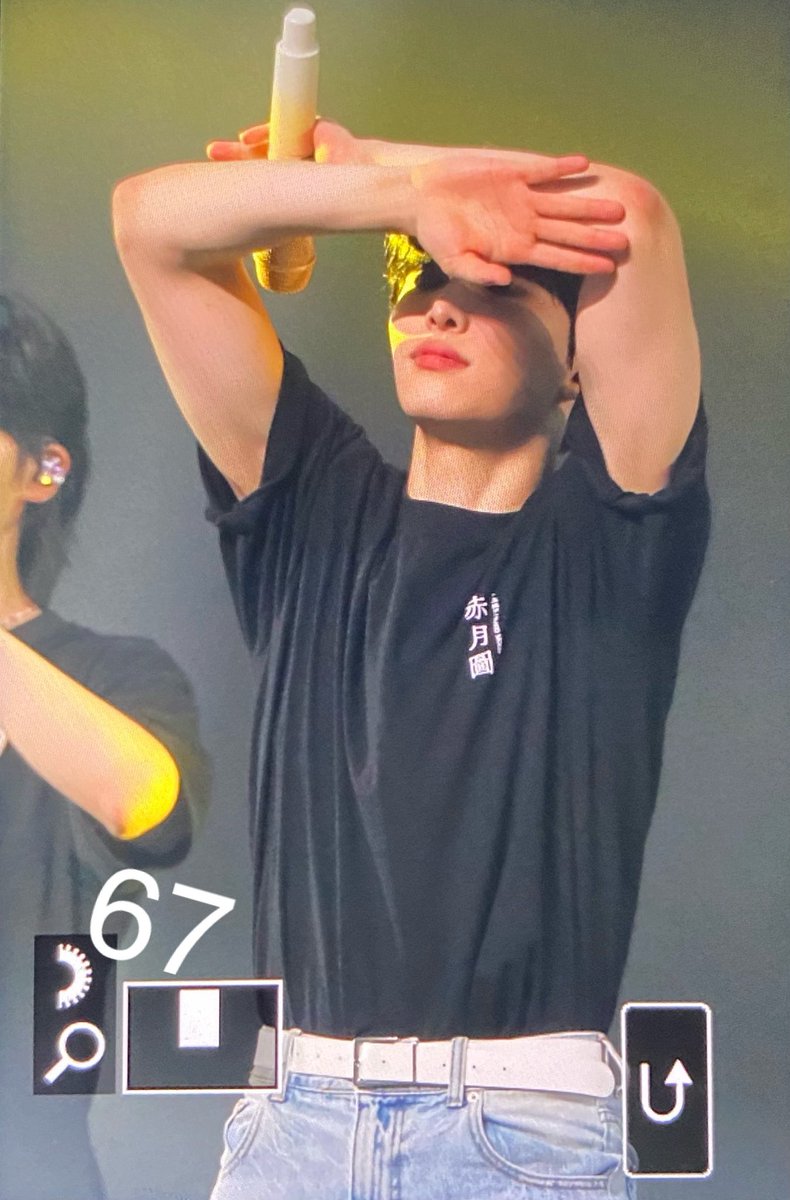 211106 적월도

의상이 발칙,,하시네요,,

#ONEUS #원어스 #이서호 #서호