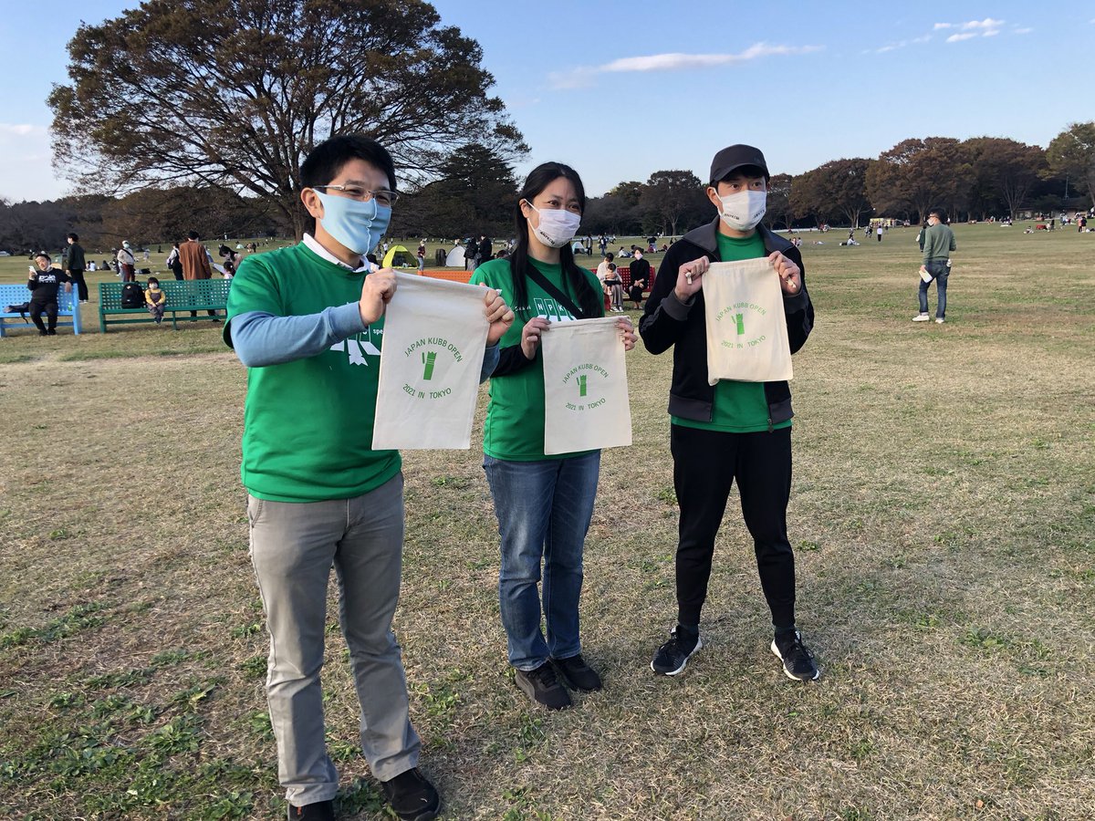 NPKC12's tweet photo. 今年こそは優勝を!と目指して3Team編成で挑んだJapan Kubb Open。
決勝でNPKC同士が当たるという甲子園の智弁対決状態になるのではという前評判も一部でありましたが、決勝トーナメント進出は #spops 1team。#全勝で予選突破!見事です👍
#NPKC #Kubb #クッブ
#シールドプラス #3倍長持ちロール https://t.co/L9YQ5vg8Mk