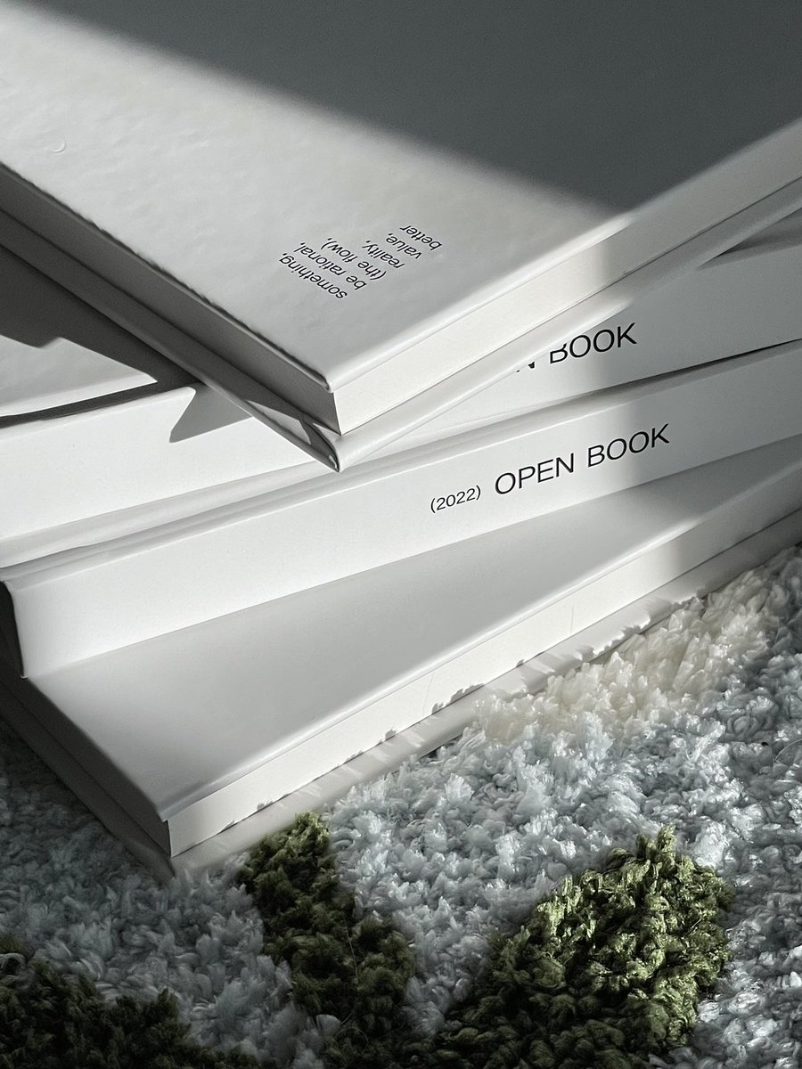 butter_cream_'s tweet photo. Rt) 2분께 다이어리를 드립니다💭

2022 OPEN BOOK DIARY

주문기간 | 11. 6. - 14.
구매링크 | https://t.co/ySAziPkfSm
배송기간 | 12월 초 배송 예상

내지 | 모조 120(총 200p)
사이즈 | A5

자세한 사진은 블로그에서 확인 부탁드립니다❕🤍

https://t.co/WtMnMEiCnF https://t.co/TAWMtzYoC1
