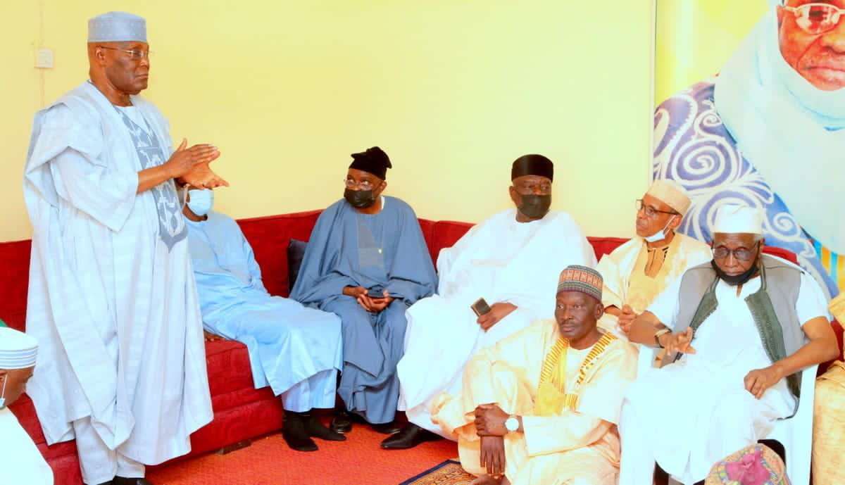 rajackson86's tweet photo. "Are there jobs now? APC also promised to revive the economy. Is the economy better now? Today, you are poorer; there is hunger everywhere, and insecurity everywhere." ~ @atiku
#AtikuConnect https://t.co/KbhmckQlTz