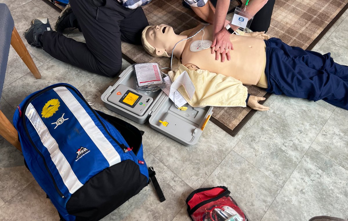 DaveLBywater's tweet photo. Fantastic effort this morning from all 4 groups working through 10 medical / cardiac scenarios with the @BASICSScotland Team! #CPR #OHCA #ItTakesaSystemtoSaveaLife https://t.co/GYS9iE39p4
