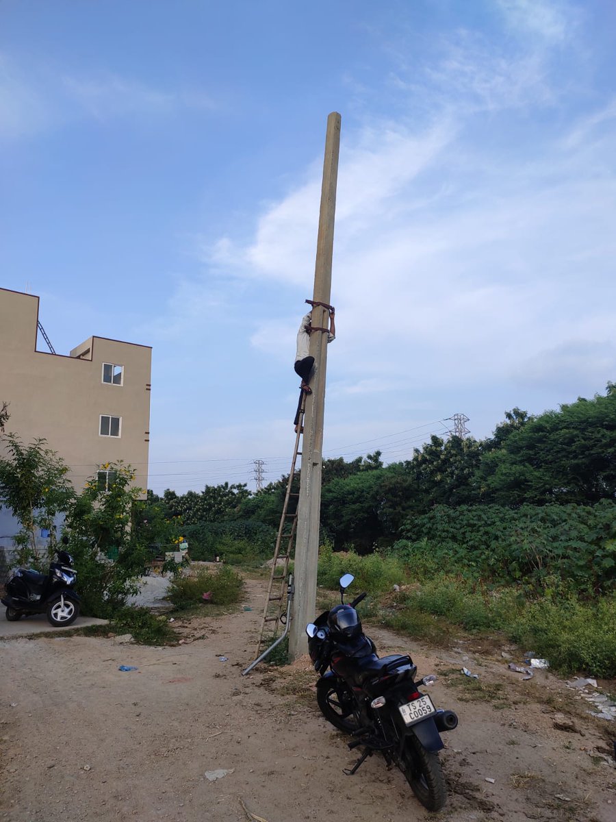 EE_ELECTRIC_LBZ's tweet photo. @RakeshAmbati16 @GHMCOnline Dear sir your complaint attended. https://t.co/6wa7Cn9Vy6