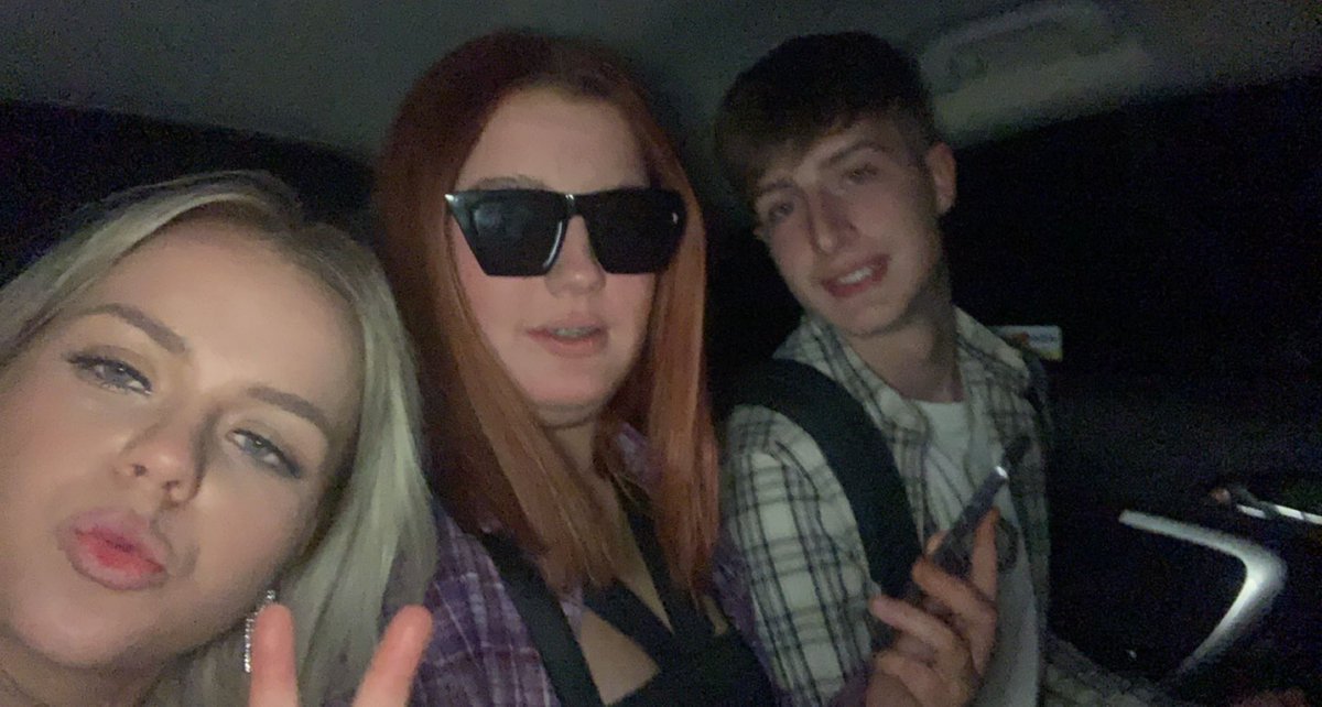 Happy Birthday Maz😘😘 have the best day!!! Love ya 💗<a href="/marligauld1/">marli🧚🏼‍♀️</a>