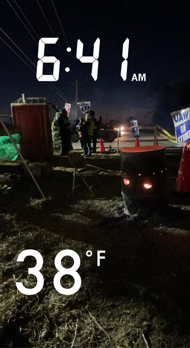 NorinShelby's tweet image. Holding the line.
#local79