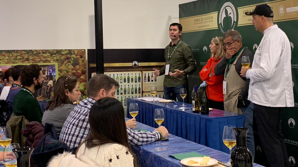 ¡Aquí nos encontramos hoy con el Cider Lab, esta vez con la cata de sidra natural y espumosa!

DOP Sidra de Asturias con "Super Oro 2021" asturiano.

<a href="/aytoviedo/">@aytoviedo</a>
<a href="/alimentosastur/">Alimentos del Paraíso (Cuenta Oficial)</a>
<a href="/InstitutoQueso/">Instituto del Queso</a> 
<a href="/SidraDasturias/">DOP Sidra de Asturias</a> 

#internationalcheesefestival  #alimentosdelparaiso #ICF2021