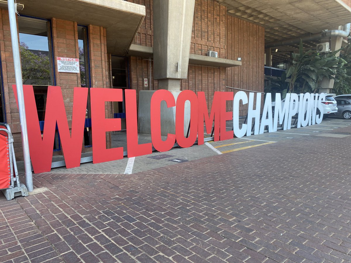 MikeLord9's tweet photo. #Spectators back at @BlueBullsRugby Well Done #GoLiveTogether #VaccinateToSaveSouthAfrica #CovidCompliance https://t.co/OTbCVy5vZE