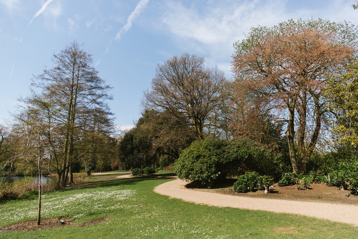 RedbridgeLive's tweet photo. Valentines Park was voted one of the best Top Ten parks in the UK in 2019 and 2020 in the People’s Choice Award.🙌 

Help keep it in the top 10 for anther year and vote for Valentines in the People’s Choice Award 2021✅ 

🗳️ Vote here ➡️  https://t.co/5AfaPy3Dsj

#PeoplesChoice https://t.co/Hw8SO0nTDg