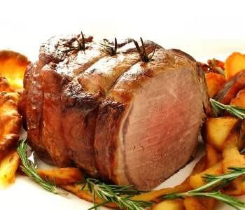 PastureForLife's tweet image. Are you within 30 miles of  award winning Mettrick&apos;s Butchers in #Glossop? They&apos;re offering #PFLA members/farmers a premium price for 100% pasture-fed cattle. Just one reason to join us and get certified. For more, drop a note to peakdistrict@pfla.org.uk.