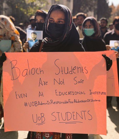 Nation077777's tweet photo. Enforced disappearances in #Balochistan by the #PakArmy have aggravated humanitarian crises by causing thousands of families to suffer agony and torture.

#ReleaseSohailAndSafiBaloch
#MissingPersons
@KiyyaBaloch https://t.co/DG8f4hZyKG