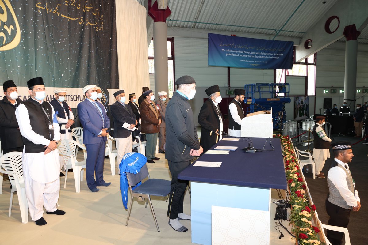 ansarullahDe's tweet photo. The Ansar perform the Ehed with full motivation. #Ijtema21 https://t.co/2LpZWw0hQv