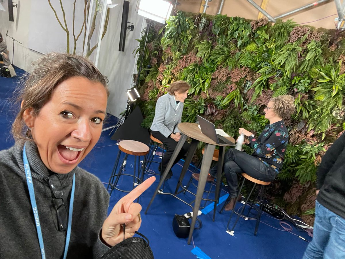 Ocean day at #cop26 I met and interviewed so many incredible, inspiring people. I’m now filled with new hope knowing there’s a flotilla of brilliant people doing so much and pushing out the message to #ListenToTheOcean

And I had 5 glorious minutes with @SylviaEarle