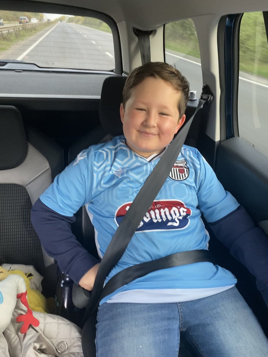 ZoeS172012's tweet photo. On route to his first away match ⚽️ 
@officialgtfc @jstockwood #UTM https://t.co/1C4wz2CXtR