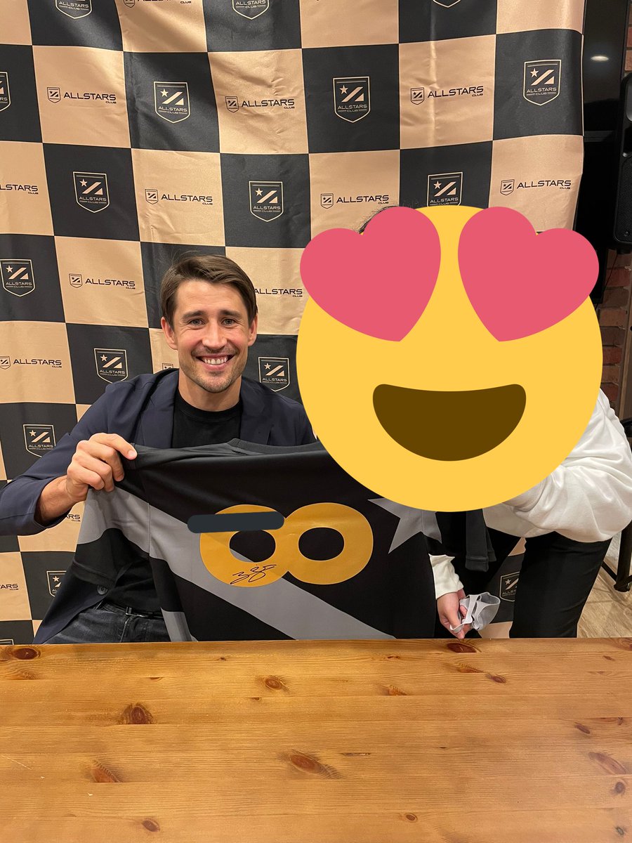 JAPANwinning11's tweet photo. 2週連続で貴重過ぎる機会でした
バチくそイケメン…😍😍
La Masiaの話や各国リーグの話
日本での抱負等、盛りだくさんの内容でした🔥
#ALLSTARSCLUB さんありがとうございました!!
https://t.co/mJjhSRianX
#ALLSTARSCLUB https://t.co/B3H0K1820H