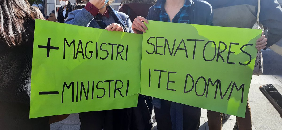 Nelly_Dara's tweet photo. #EscuelaConClasicos #LatinyGriegosonHumanidades https://t.co/tMWq69Q0a5