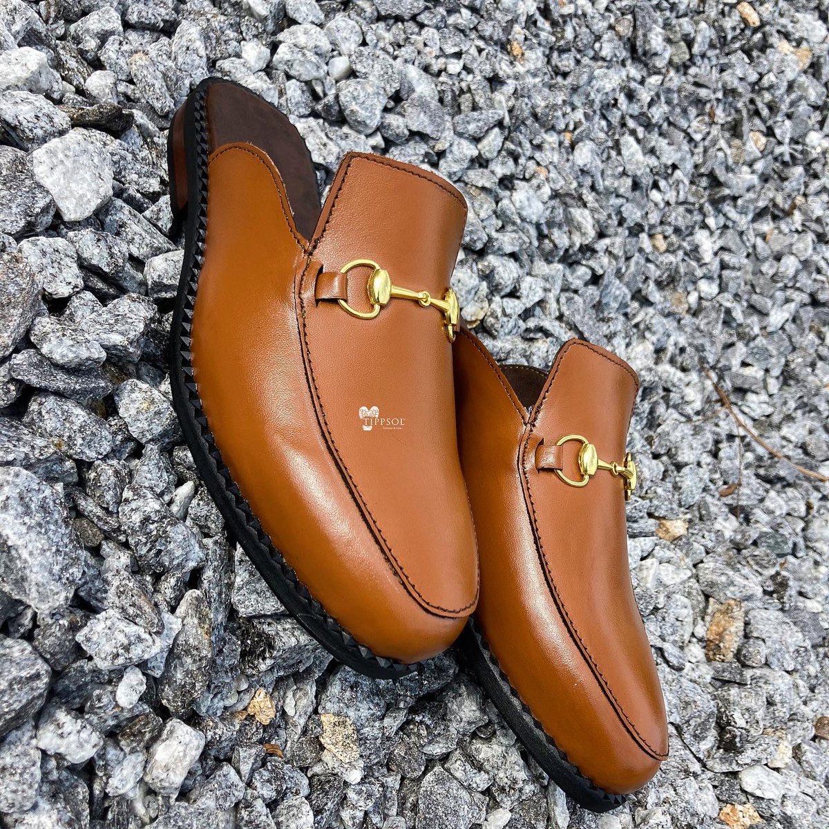 tippsol's tweet photo. Half shoe lovers , Tippsol got amazing catalog for you !π₯° Swipe next and place order now . #halfshoe #tippsol #happyweekend @BenBenjamins_ @Towa_Money1 @AsieduMends @BleyMahad @ybb0b_ @Paul_Stylesjnr @AlexTackie @joshmillerx @Froozay https://t.co/jsPDQafP8F