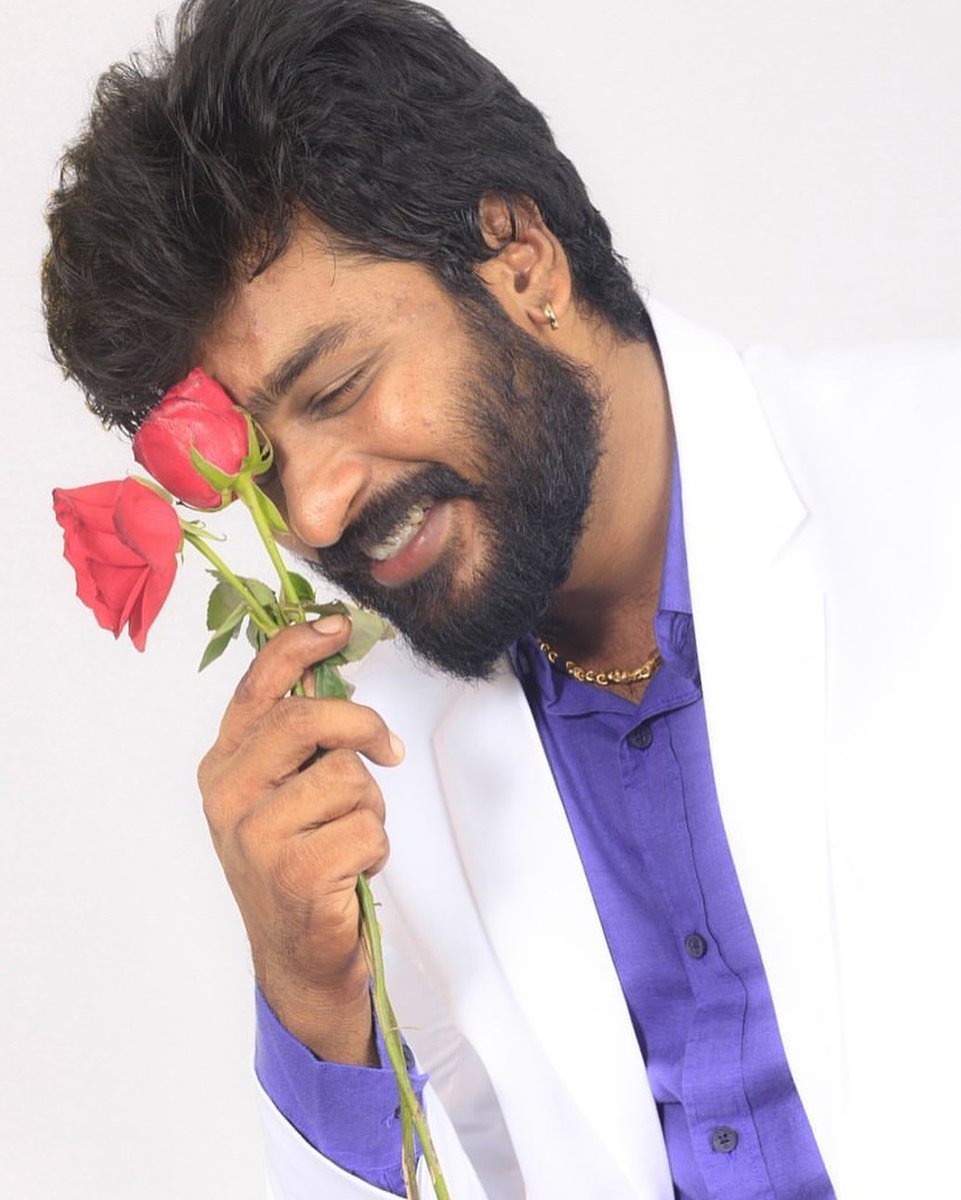 KalaiSuresh10's tweet photo. Million dollar smile Singam 💕💕💕
@ActorNavinkumar 
@navinku276navin 
#navinactorofficial
#navinkumar
#navin
#actornavinkumar
#actornavin
#actorjnk
#makkalnayagan
#makkalnayaganjnk https://t.co/XyaCC6Uj9L