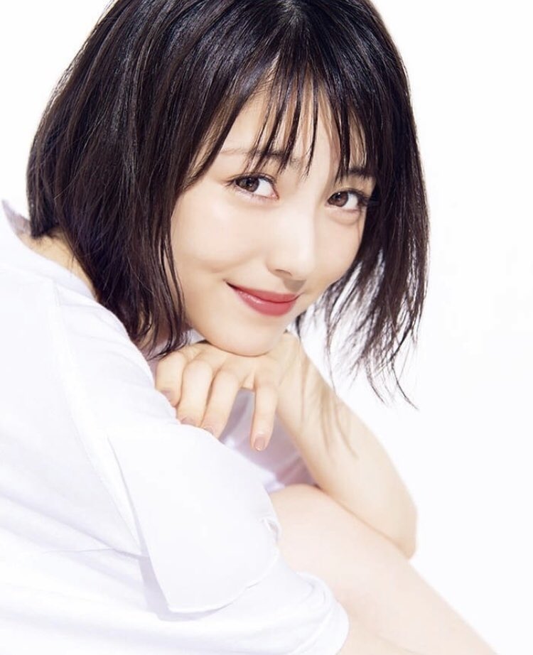 ティナ 浜辺美波大好き かわいい 浜辺美波 浜辺美波写真集 T Co 505c2uii5e Twitter