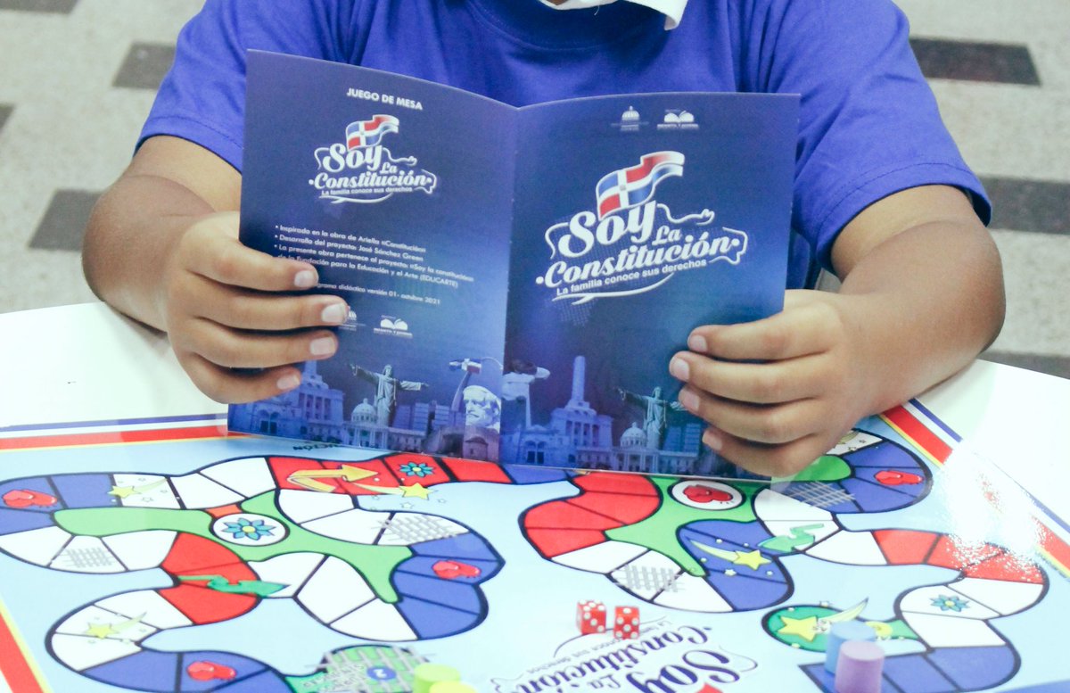 SuperateRDO's tweet photo. En el marco del 177.° aniversario de la #ConstituciónDominicana, desde @TuBIJRD y junto a #FundaciónEducarteRD, realizamos el primer torneo escolar «Soy la Constitución» para que niños, niñas y jóvenes puedan conocer de manera eficaz y divertida sobre nuestra #CartaMagna. https://t.co/idEEmMyjnj