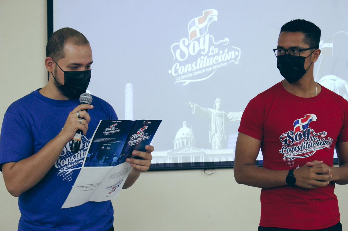 SuperateRDO's tweet photo. En el marco del 177.° aniversario de la #ConstituciónDominicana, desde @TuBIJRD y junto a #FundaciónEducarteRD, realizamos el primer torneo escolar «Soy la Constitución» para que niños, niñas y jóvenes puedan conocer de manera eficaz y divertida sobre nuestra #CartaMagna. https://t.co/idEEmMyjnj
