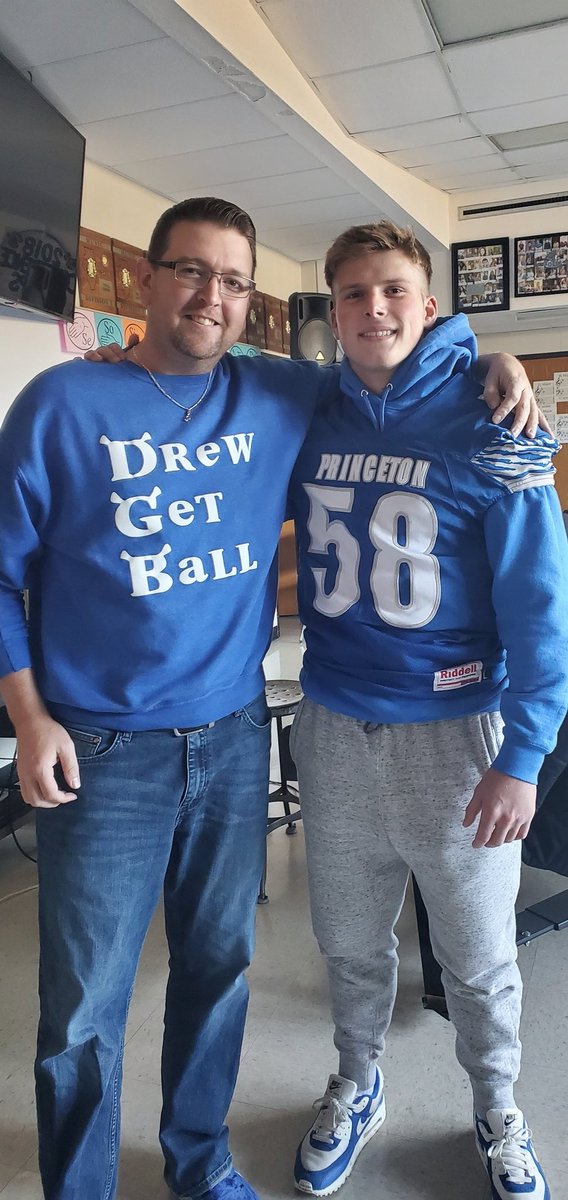 PHSMusicGolf83's tweet photo. Wishing @DrewHarp8 and the rest my fellas good luck in Round 2 today....do what you do boys! https://t.co/Q8Pvrm2yvA