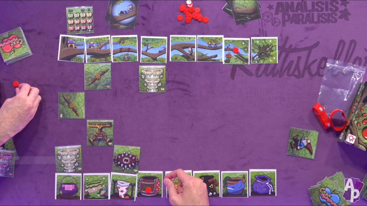 Mama, que surto a l'Análisis Parálisis! 🤩😱 <a href="/APJUEGOS/">Análisis-Parálisis</a>
"CazaManzanas" cada vez más cerca, los gnomos ya llegan.  🍎🍏

Currazo de <a href="/Mercurio_Juegos/">Mercurio Distribuciones</a> 
Versión prototipo, work in progress. 🔜📦