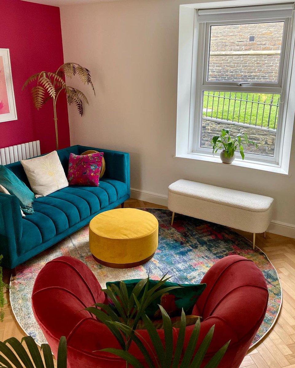 Perfect way to complete your cosy corner is with a round rug!
Shop customer favourites like our Celestial rug now up to 70% off: ow.ly/MMvQ30rZEH6