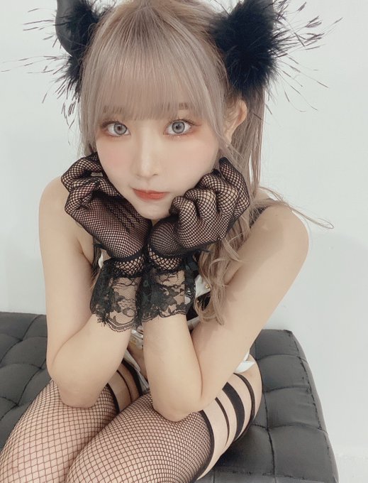 コスプレイヤーりなしぃのTwitter画像37