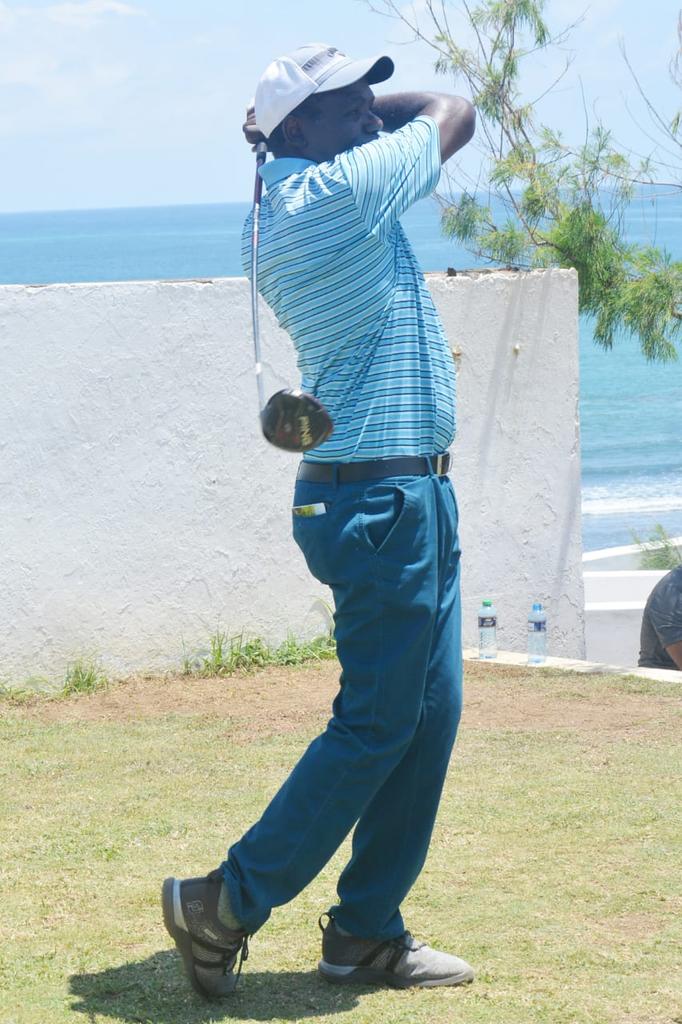 mombasagolf's tweet photo. Mulembe Golf Tournament ongoing... the swings are out of the world...#livelifeplaygolf https://t.co/DW7h8fbLVB