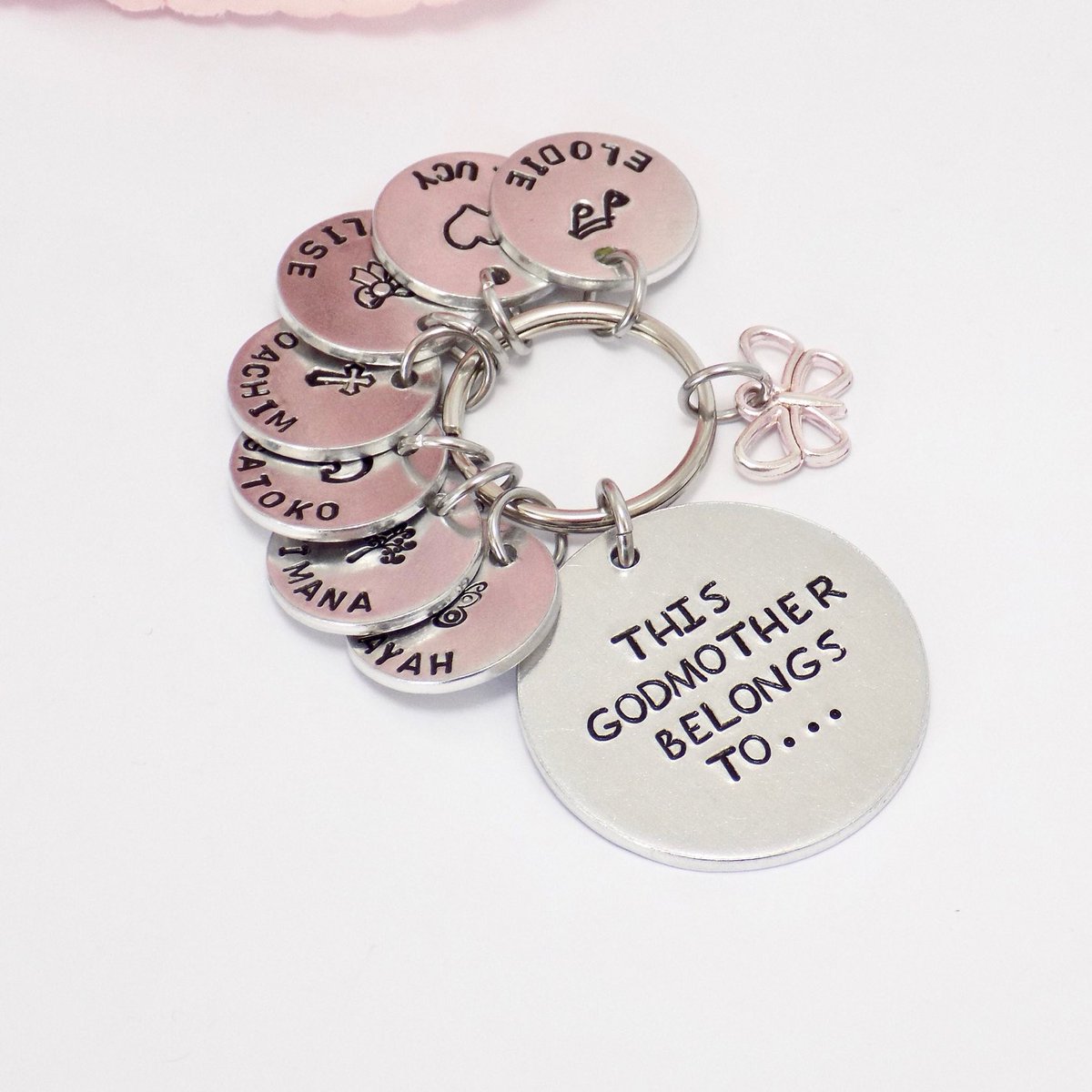 Michelleshandc's tweet image. This Godmother Belongs To Keyring, for a new godmother.etsy.me/3o2vKpo
#godmother #giftforgodmother #personalisedkeychain