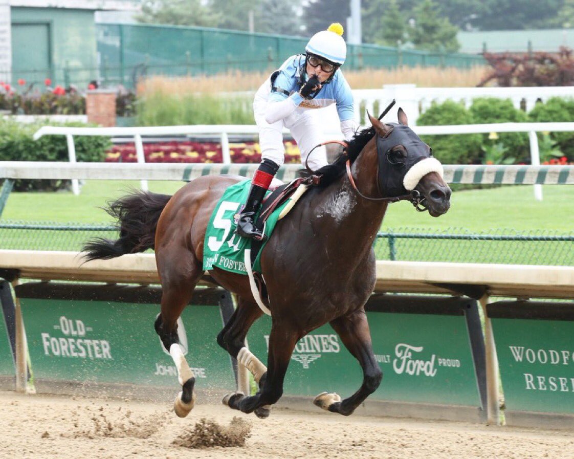 TracksideMikeN's tweet photo. not many people realized what @jose93_ortiz did in this photo
he honored @_MIGUELMENA_ 
much respect Jose 
@joesantos_33 https://t.co/66i93j9xOY