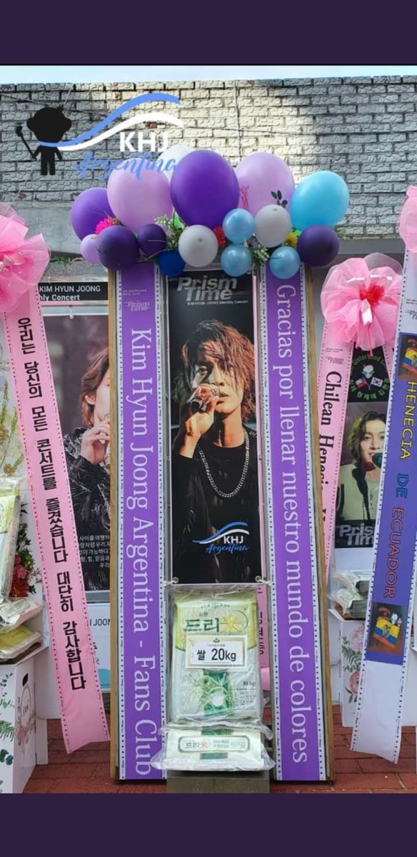 RosaLuquez65's tweet photo. #KHJArgentina
#KHJArgentinaThisIsLove
@TEAMHENECIA
@khjargentina
@khj_heneciatwt
@CC_coreano
#PrismTimeViolet https://t.co/DsZFu5CMrl