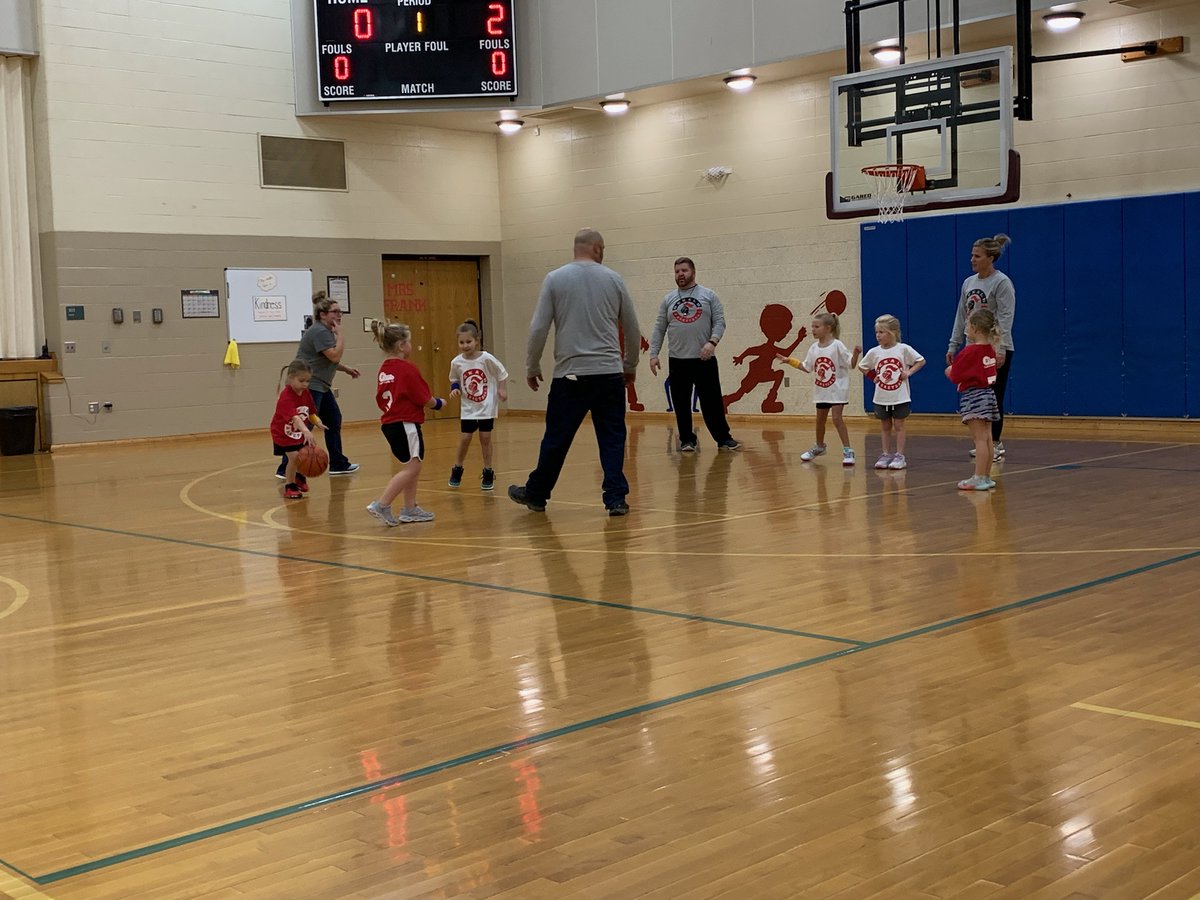 BaronGirlsBball's tweet photo. Over 125 #futurebarons participated in the leagues first day of games today! https://t.co/vmegvgkwHC
