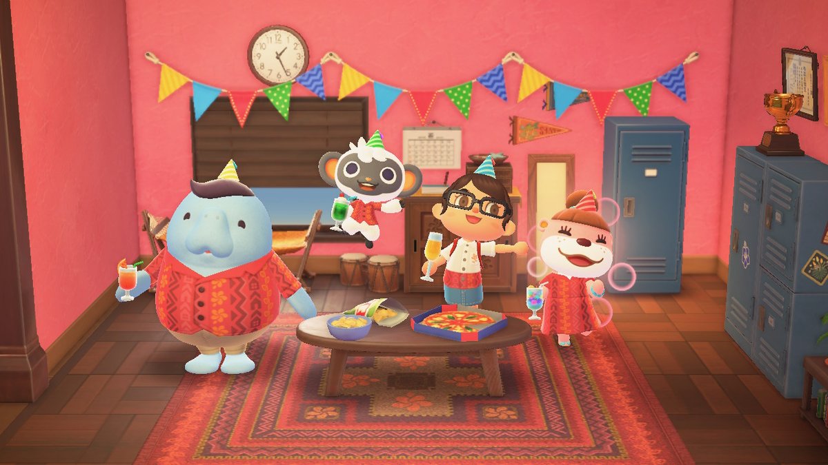 dianahello2's tweet photo. my villagers get jobs! #AnimalCrossing #ACNH #NintendoSwitch https://t.co/rHzLEFIwEv