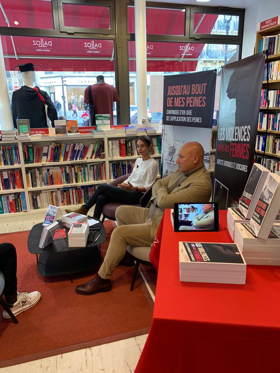 Berangere LE BOËDEC (@dedere22) on Twitter photo Un grand merci à <a href="/libdalloz/">Librairie Dalloz</a> pour l'organisation de cette belle séance de signatures
Une après midi de rencontres et de partage des plus enrichissante. Heureuse de vivre cette belle aventure grâce à <a href="/EnrickBEditions/">Enrick .B. Éditions 📚</a> Un grand merci à <a href="/libdalloz/">Librairie Dalloz</a> pour l'organisation de cette belle séance de signatures
Une après midi de rencontres et de partage des plus enrichissante. Heureuse de vivre cette belle aventure grâce à <a href="/EnrickBEditions/">Enrick .B. Éditions 📚</a>