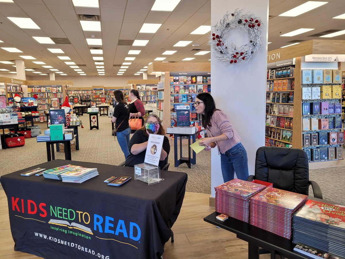 bnarrowhead's tweet photo. Come and see Dawn Young today! She's signing her book, Once upon a Christmas! We're kicking off your holiday book drive, collecting for the Kids Need to Read organization! #BNArrowhead #dawnyoung #holidaybookdrive #kidsneedtoread #richberra #christmassteve #marydicaro https://t.co/w0c7QB841w
