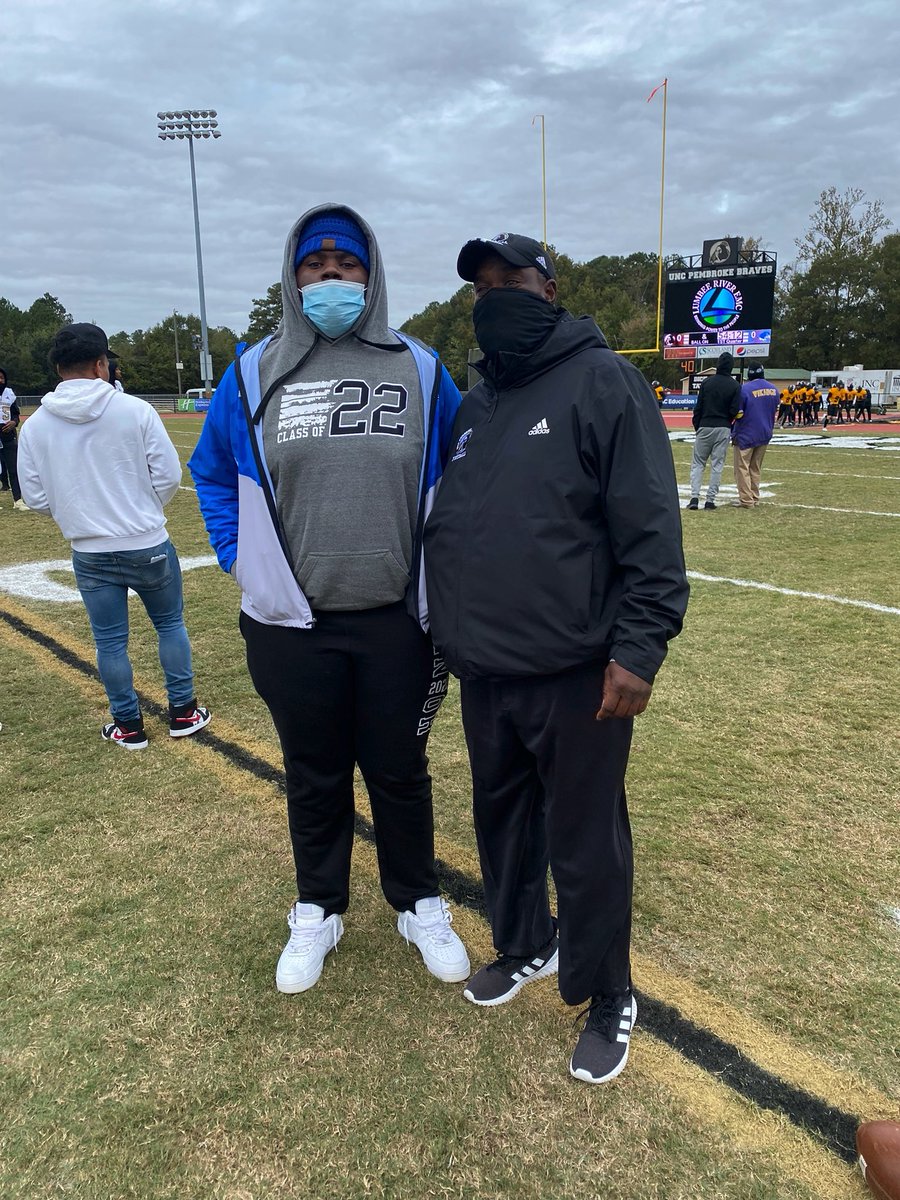 gaines_antwan's tweet photo. @coachworth17 Thanks for the invite to the University of North Carolina Pembroke! @DBryant18 @CoachTVhook @Godzilla803 @CheenoGreen @bigneal51 @ProspectsGloba1 @PremierSportsSC https://t.co/NLfCEWu39W