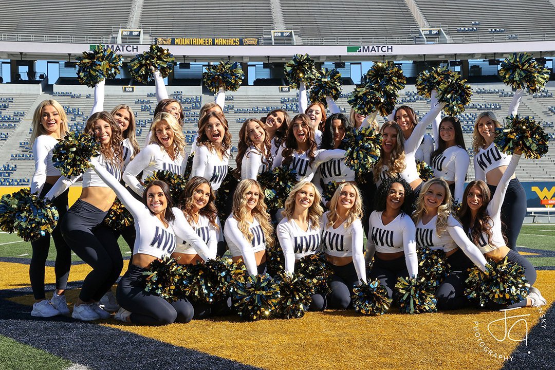 FDh40gPVEAUthHH?format=jpg&name=medium