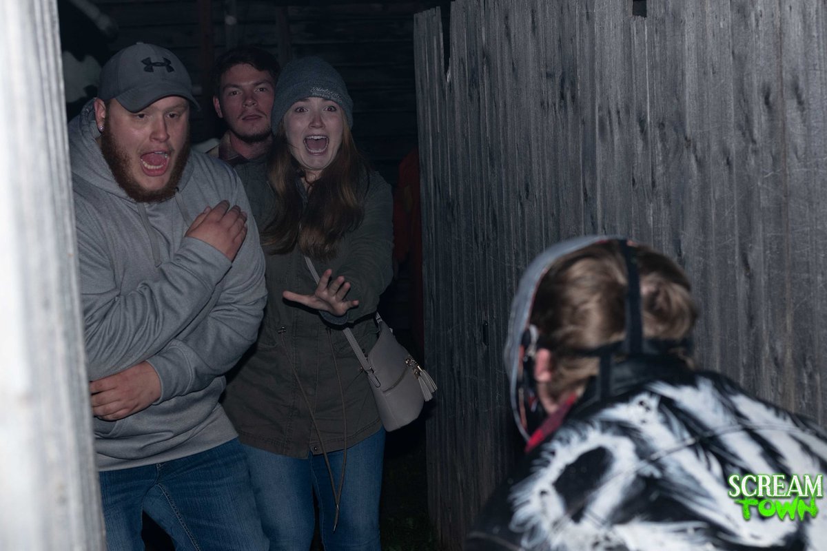 MrMur_ray's tweet photo. I was born to do this๐๐ป pt.1 #screamtown https://t.co/kW13tZW5Zg