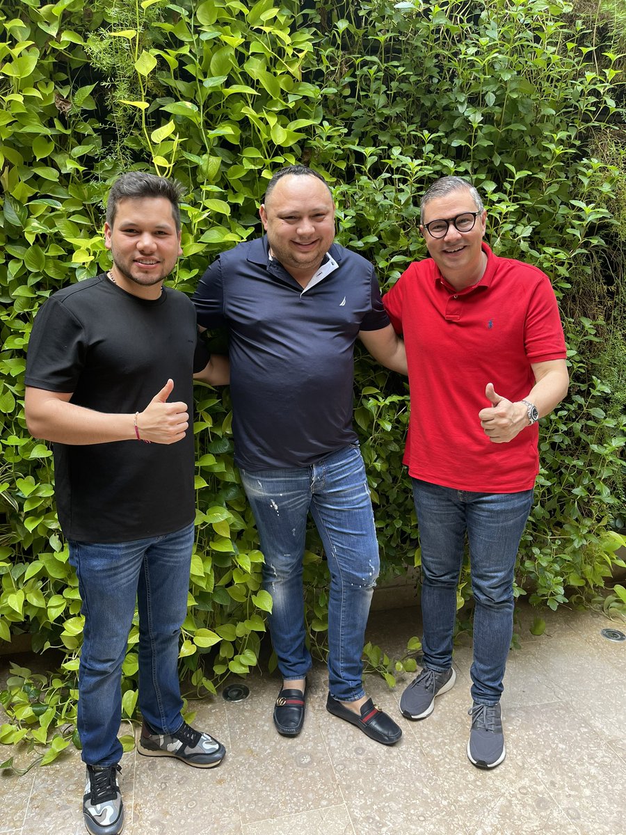 ANDRÉS CALLE (@andrescallea) on Twitter photo Me siento orgulloso de ser sur Córdobes y defender a la Victimas y a los campesinos! #hoy con nuestro senador <a href="/fabioaminsaleme/">Fabio Amín Saleme</a> nos reunimos con jefes del alto sinu. Fabio Otero ex alcalde de tierralta y nuestras credenciales de valencia Henrry Anaya y Rey Arturo Me siento orgulloso de ser sur Córdobes y defender a la Victimas y a los campesinos! #hoy con nuestro senador <a href="/fabioaminsaleme/">Fabio Amín Saleme</a> nos reunimos con jefes del alto sinu. Fabio Otero ex alcalde de tierralta y nuestras credenciales de valencia Henrry Anaya y Rey Arturo