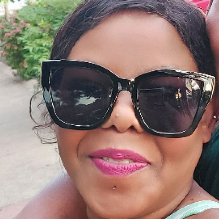 pretty_melika's tweet photo. Come hangout with me > hello wyd on #BIGOLIVE https://t.co/fNh1PifqP9 https://t.co/w9MUH8Bdbm